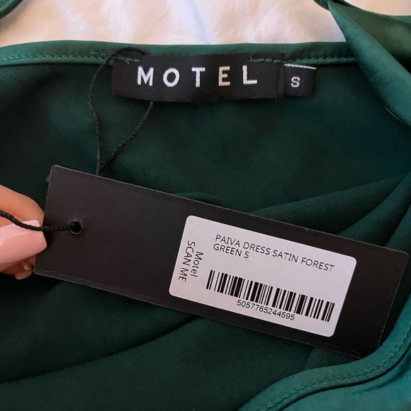 Motel Rocks Satin Dress - Picture 3 of 5